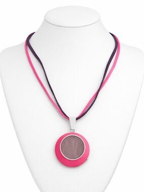 5/$25 Artisanal Two Tone Necklace